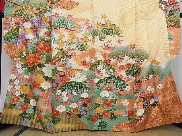 平和屋-こころ店□極上 振袖 駒刺繍 松花文 金彩 着丈163cm 裄丈65cm