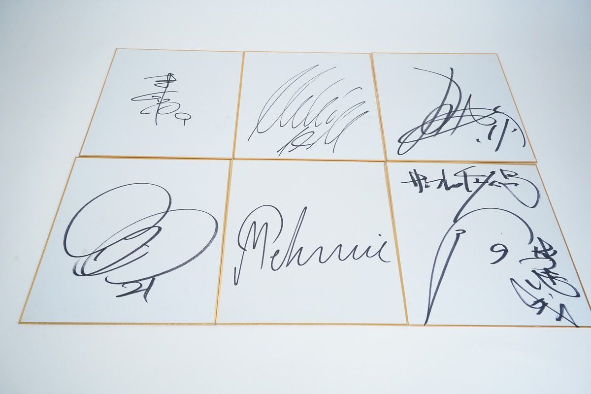 ガンバ大阪 サイン入りグッズ 5点セット ガンバ大阪 サイン入りグッズ 5点セット ガンバ大阪 サイン入りグッズ