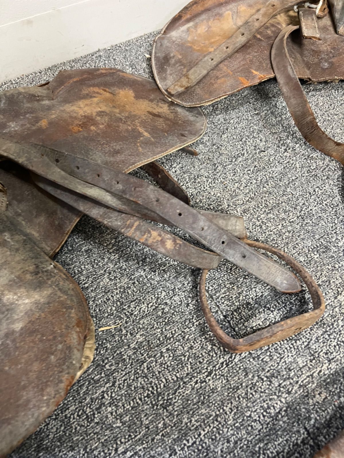 ⭐︎ ヴィンテージ レザー 馬具 乗馬用鞍 馬鞍 コレクション