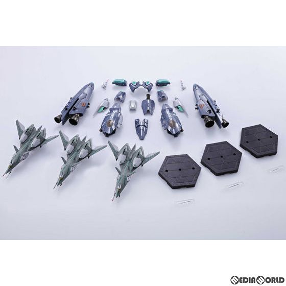 魂ウェブ商店限定 DX超合金 RVF-25 メサイアバルキリー(ルカ機)リニューアルVer.用スーパーパーツu0026ゴースト 劇場版マクロスF 恋離飛翼〜サヨナラノツバサ〜 完成トイ バンダイ