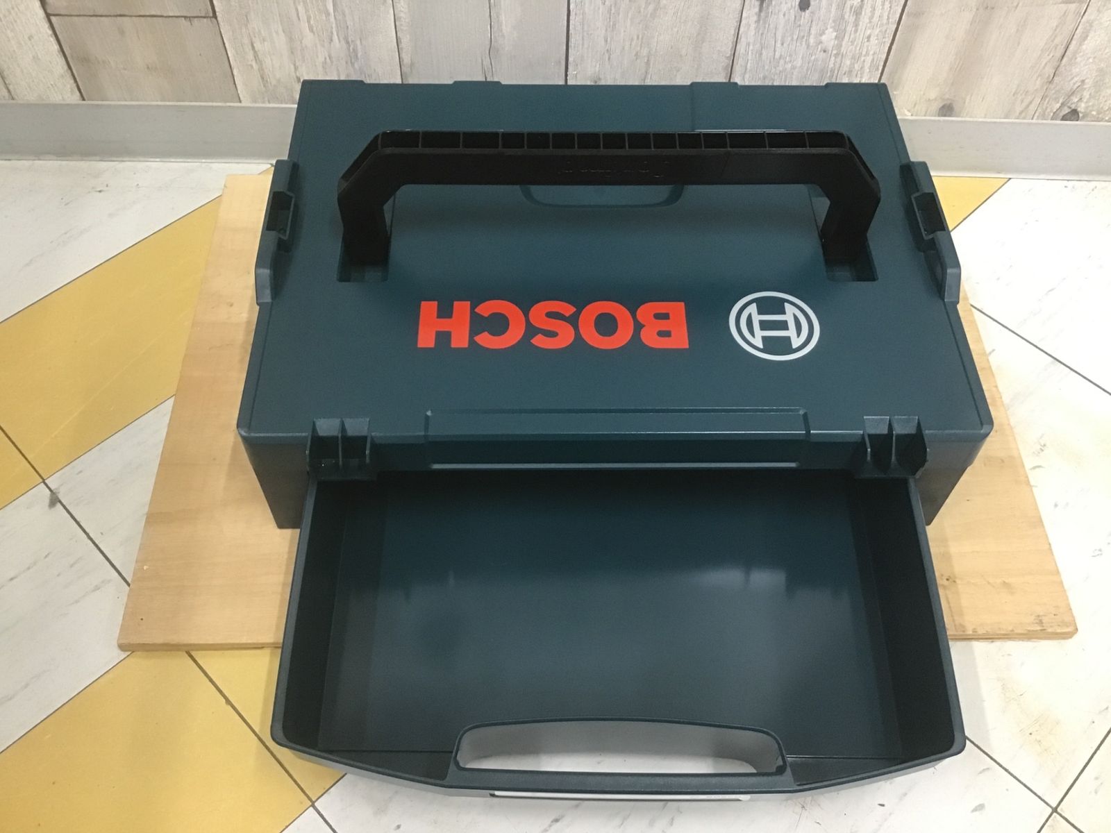 BOSCHボッシュ♪引き出しシステムボックス3個セット♪i-BOXX L-BOXX374♪アクトツール富山店♪窓