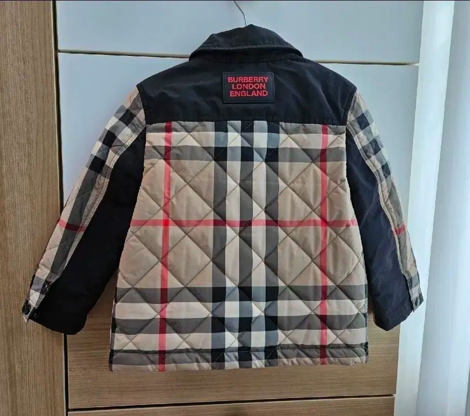  バーバリー キッズ キルティング ジャケット 6 Y その他 ジャケット ブルゾン