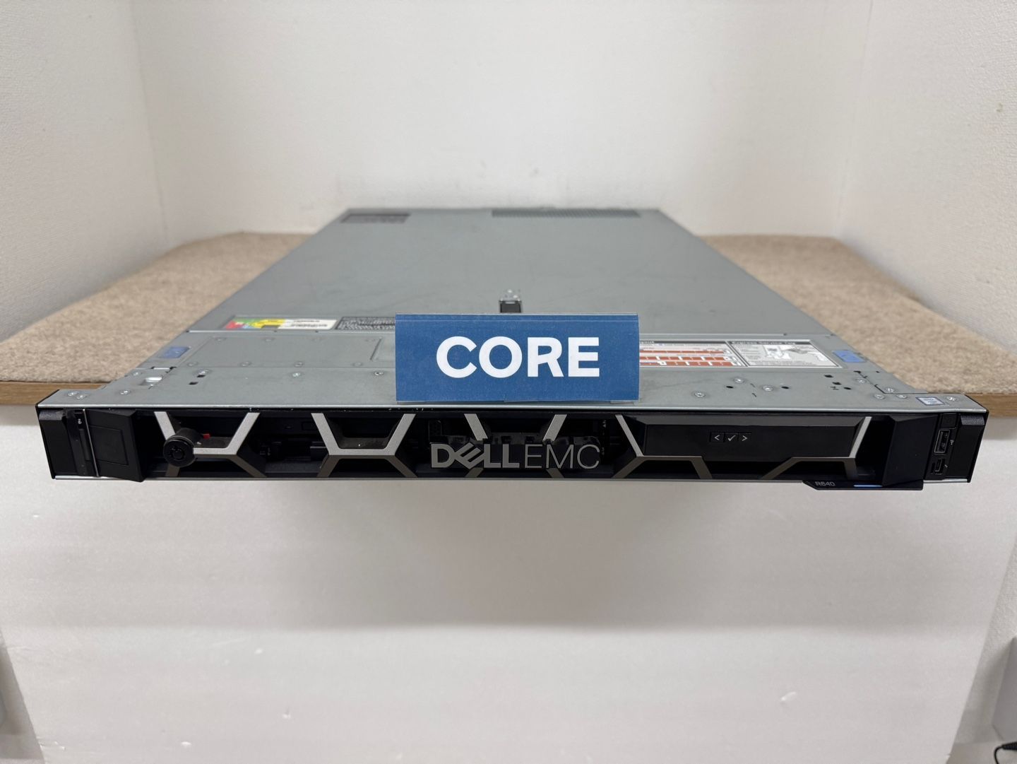 Dell PowerEdge R640 2x Intel Xeon G 6126 12Core 2.60GHz 128GB 2x 750W H730P Mini SV245