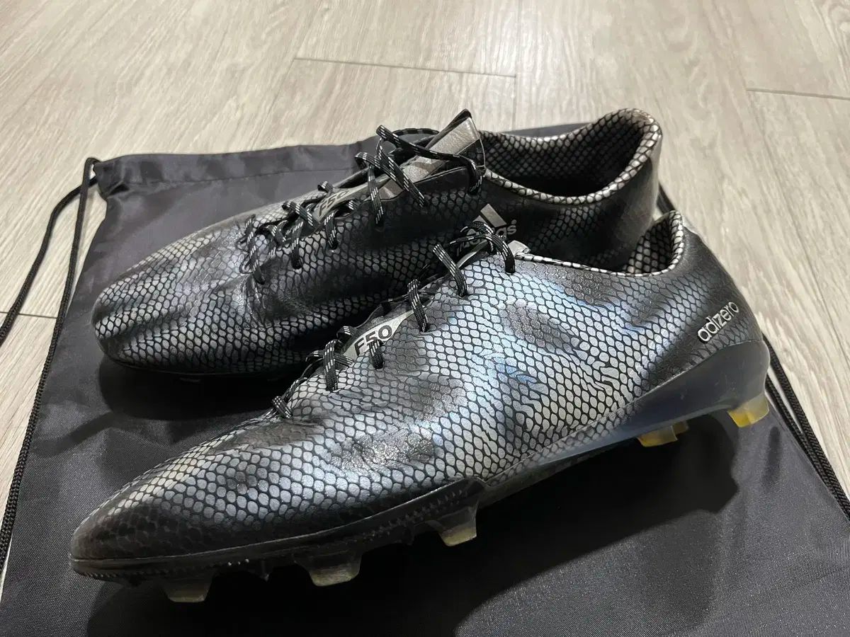 【激安大特価！】 高品質 adidas アディダス F50 アディゼロ FG 280 サッカーシューズ 色