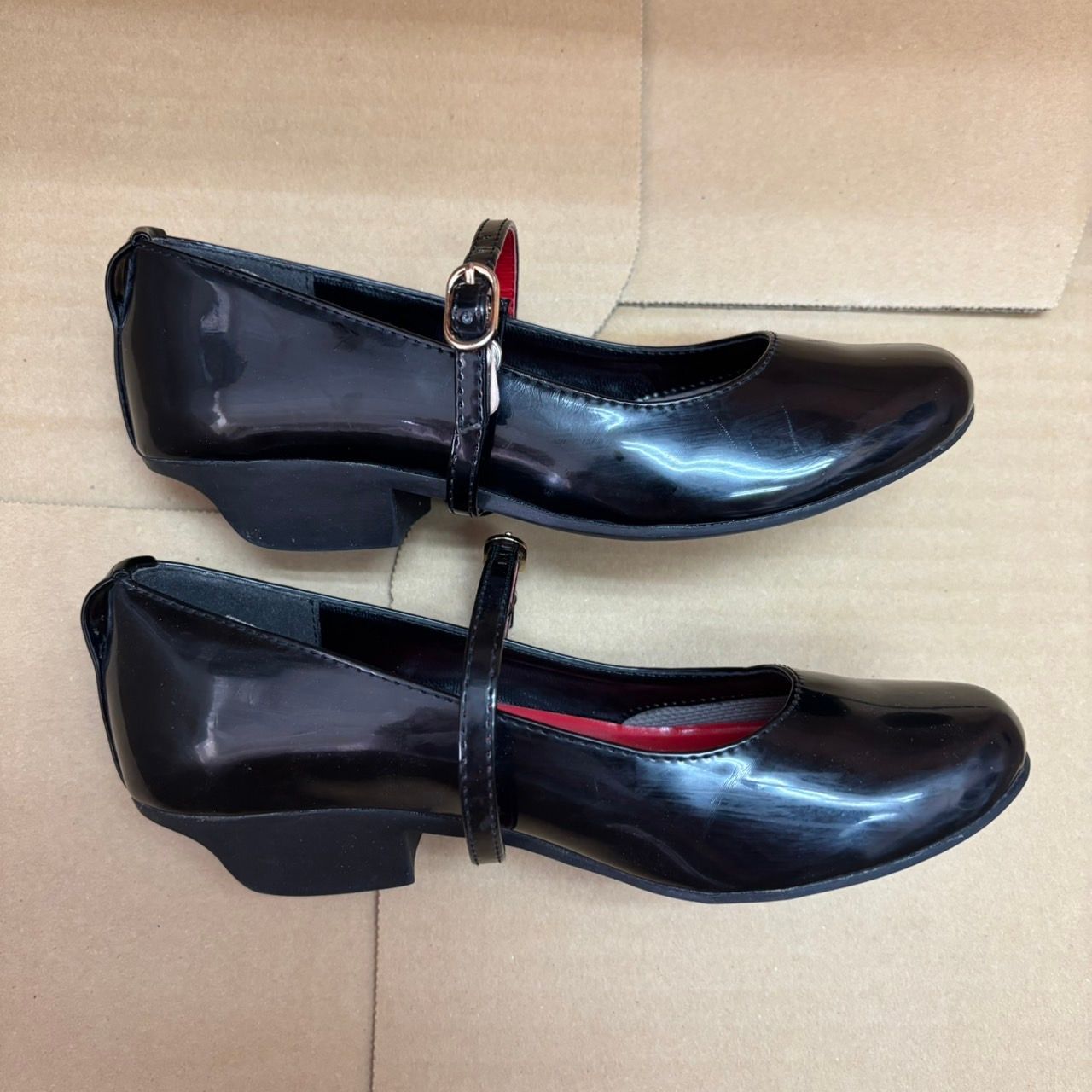 ブラック エナメル