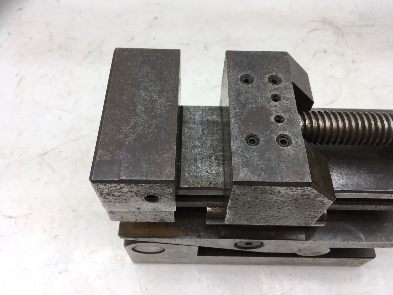 品 ◯精密バイス 型番不明 IT0IU68Z1IF0 エコツール知立店 M02