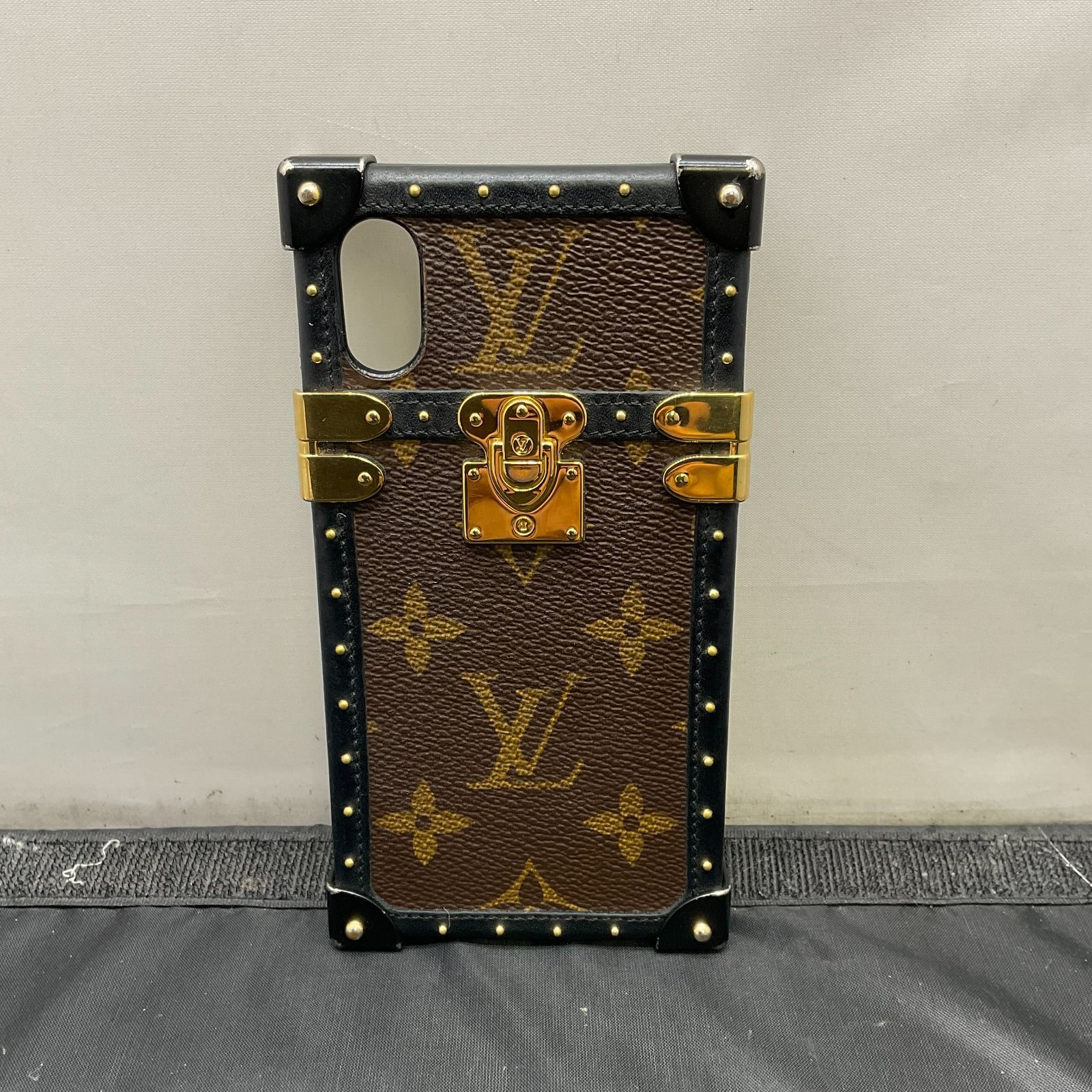 ルイヴィトン モバイルアクセサリー スマホケース B25082570