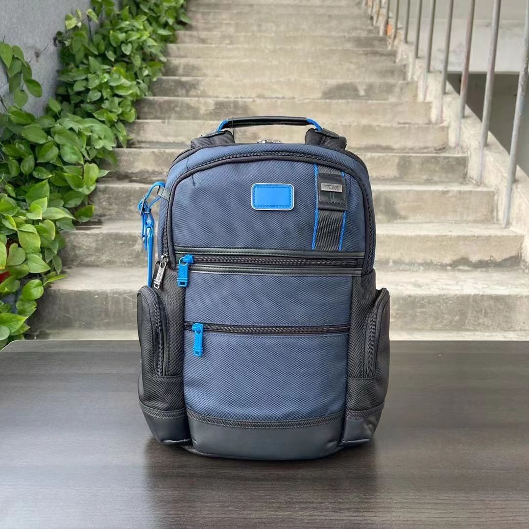 新品✨未使用 TUMI トゥミ リュック ビジネスバッグ バックパック  多機能 2223681 ネイビーブルー メンズ ビジネスリュック 通勤 通学 出張 人気 ブランドバッグ