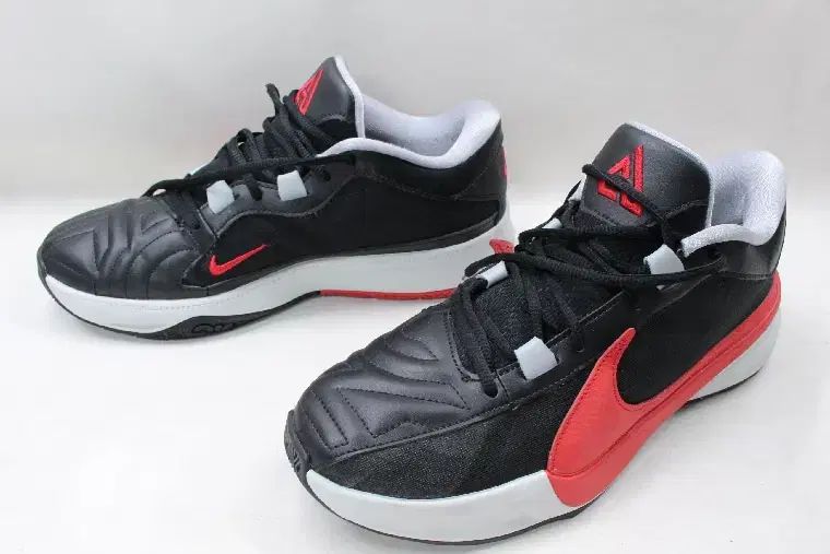 28.5センチ ⁄ NIKE ZOOM FREAK 5 EP ナイキ ズーム フリーク 5 EP