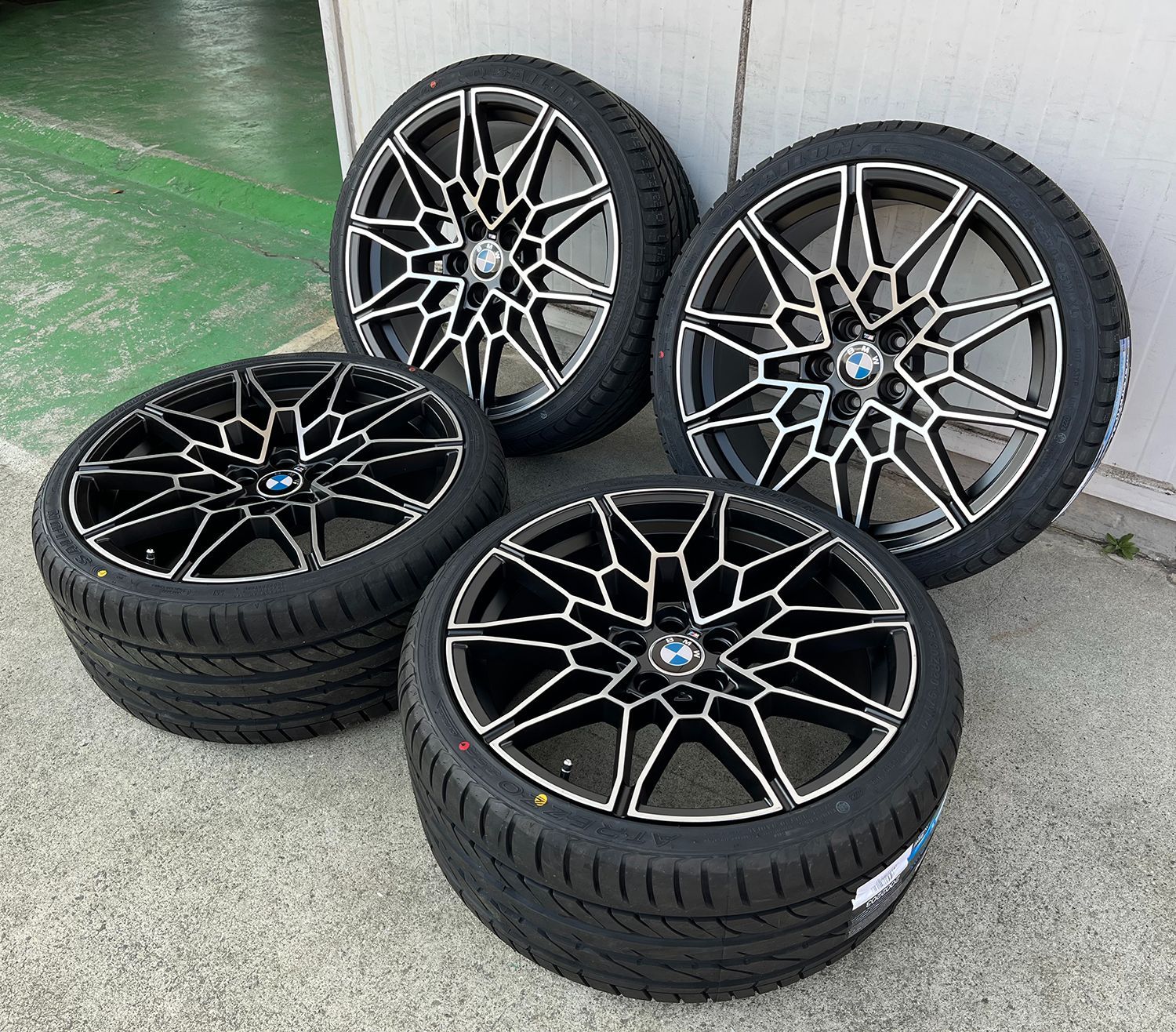 BMW】新品 タイヤホイール 7シリーズ G11 G12 20インチ タイヤホイール 4本セット 当社特選タイヤ フロント：245/40R20  リア：275/35R20 740i スタンダード Mスポーツ 740Li 750i 750Li - メルカリ