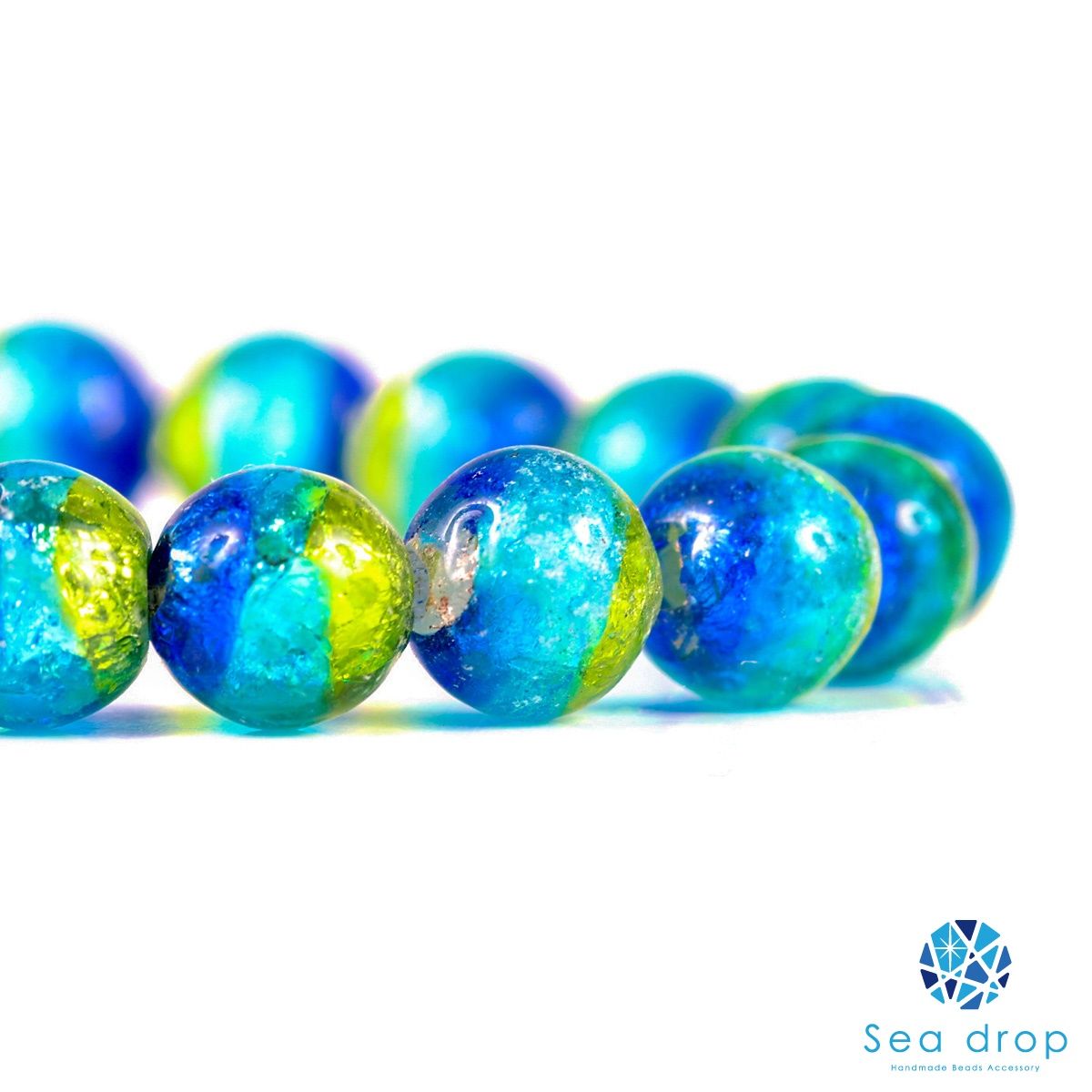 Sea drop 光る ホタルガラス トロピカルブルー 6mm 一連 68玉 40cmビーズ 蓄光 メンズ レディース とんぼ玉 136tt-06