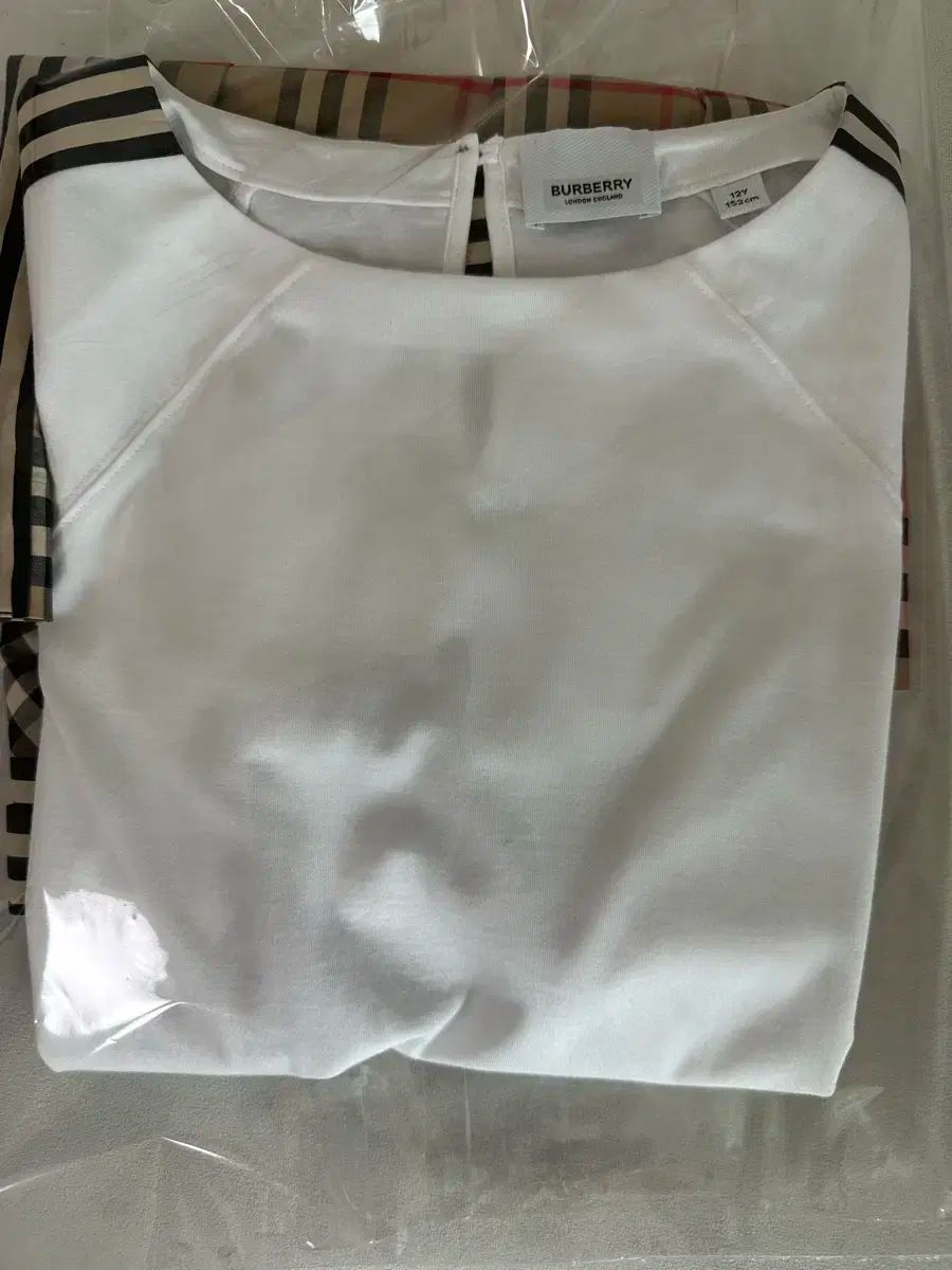 BURBERRY
