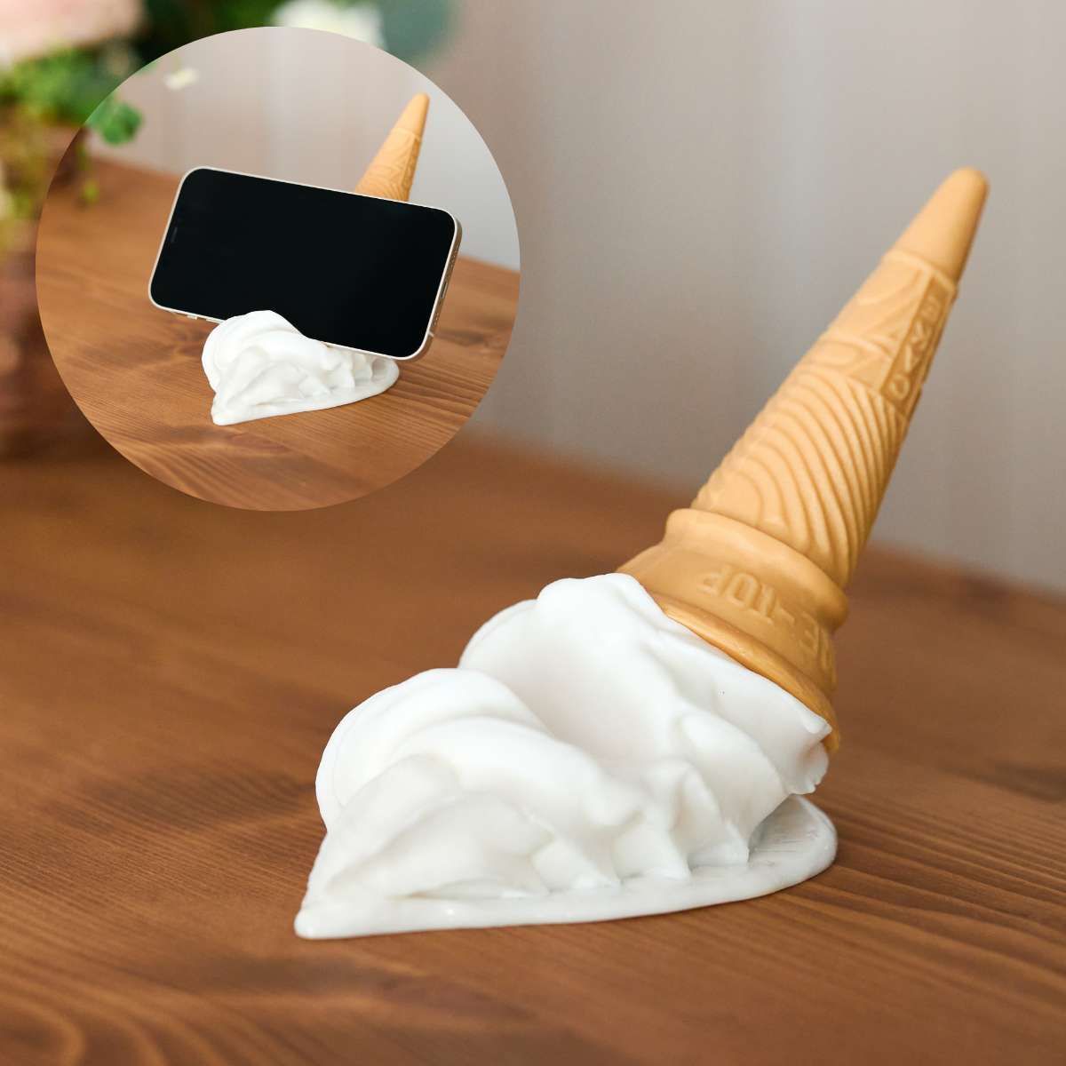 落ちちゃったソフトクリームスマホスタンドバニラ 食品サンプル かわいい おもしろ雑貨 誕生日 プレゼント 日本製 お返し 大人気 模型 レプリカ 職人 デザインポケット メンズ レディース 