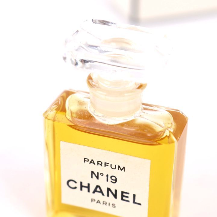 素晴らしい品質 no.22 香水 CHANEL パルファム 未使用 PARFUM 14ml