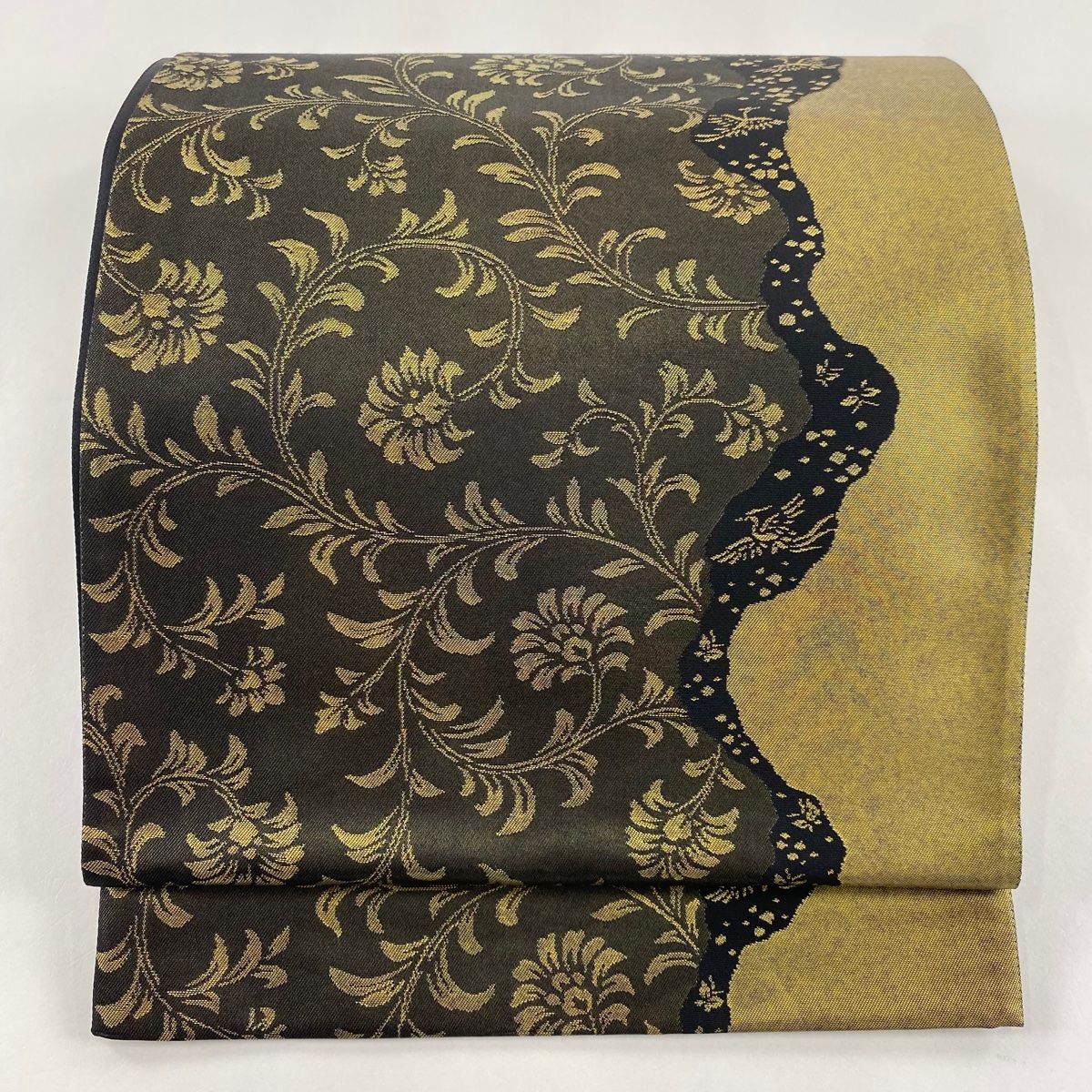 袋帯 美品 秀品 落款 重兵衛 花唐草 鳥 箔 墨色 六通 正絹