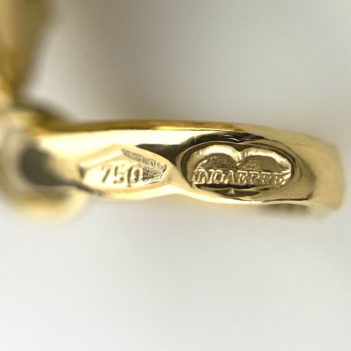 ペンダントトップ YG