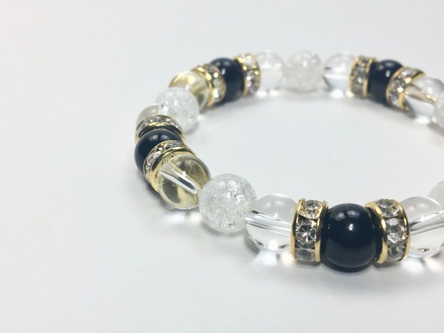 パワーストーン ブレスレット オニキス&水晶&クラック水晶 （ゴールド）レディース 女性  数珠ブレス 開運 プレゼント ギフト  [4]