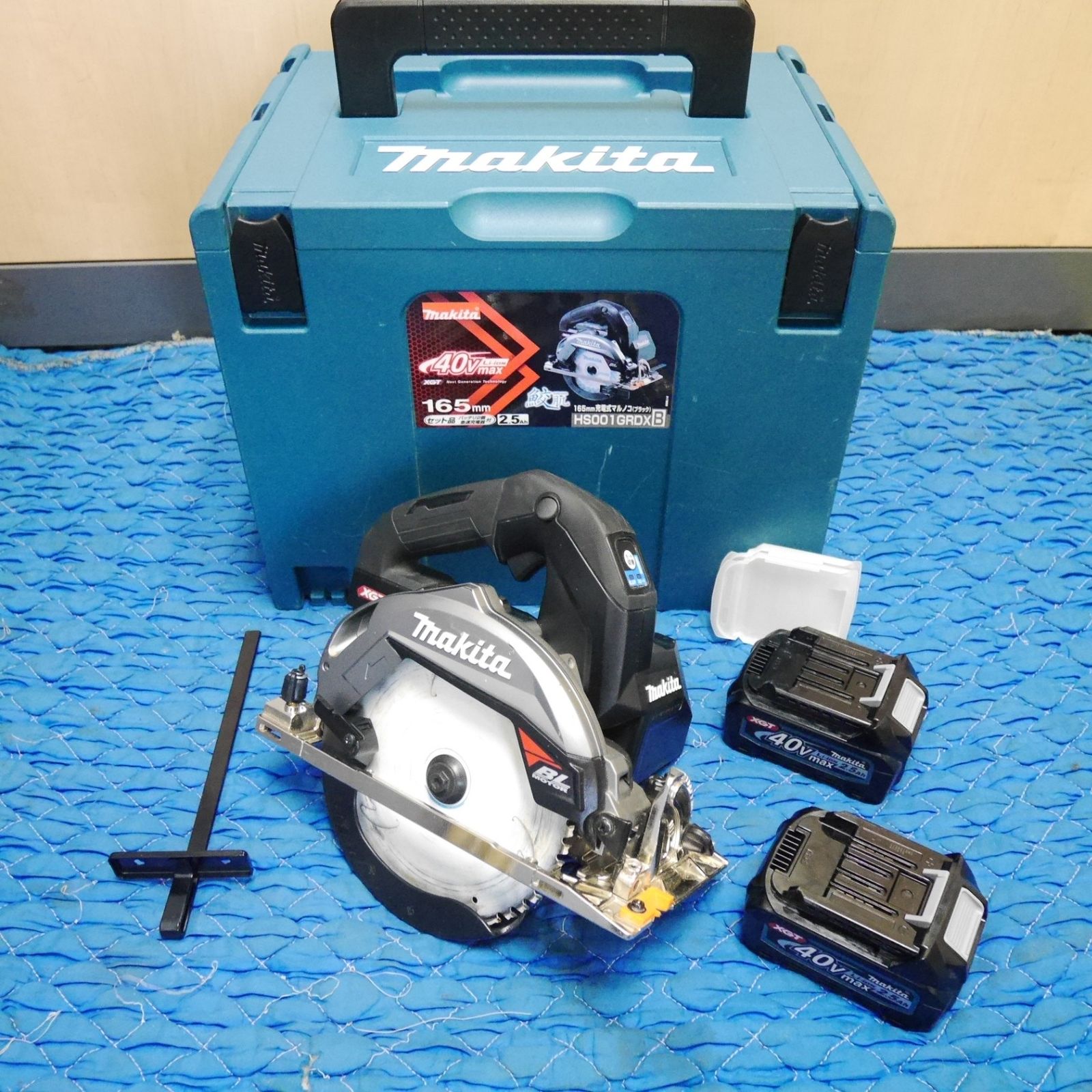 送料無料 バッテリー2個付 マキタ 165mm 充電式 マルノコ HS001G 電動 工具 切断機 丸のこ 丸ノコ 丸鋸 makita 木工用