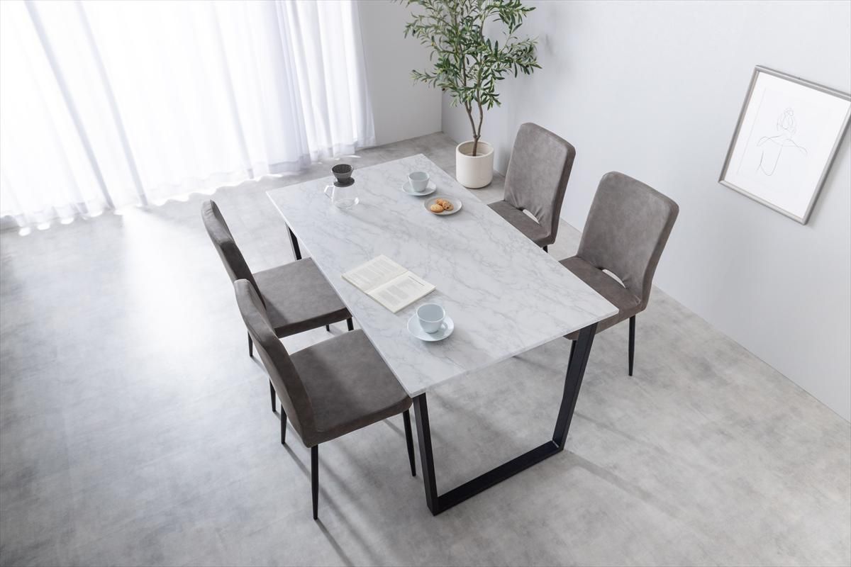 ダイニングテーブル