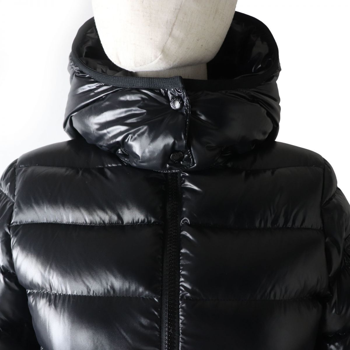 美品☆国内正規品 MONCLER モンクレール 19AW キッズ MOKA フード・ロゴワッペン付 ダウンコート ブラック 12 anni 152ｃｍ  レディース可◎ - メルカリ