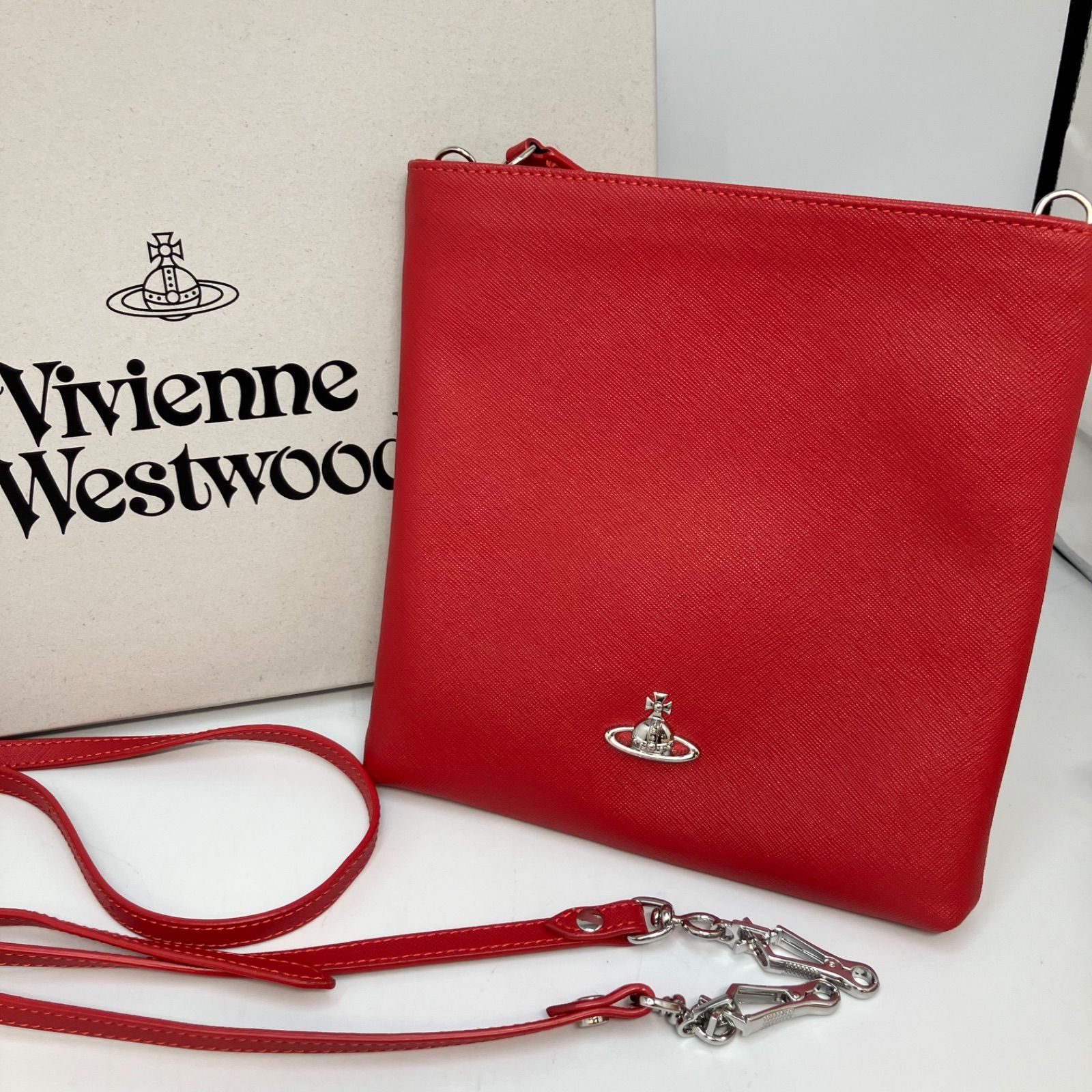 ◇【 美品 】 Vivienne Westwood ショルダーバッグ レッド