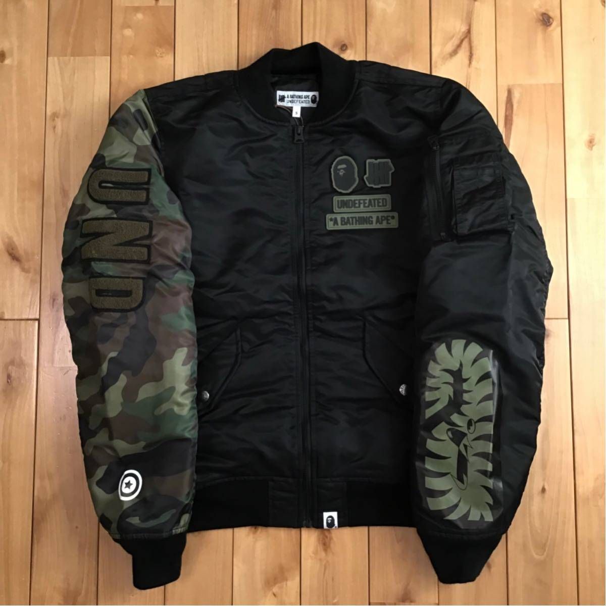 新品 undefeated BAPE シャーク MA-1 shark ベイプ - メルカリ