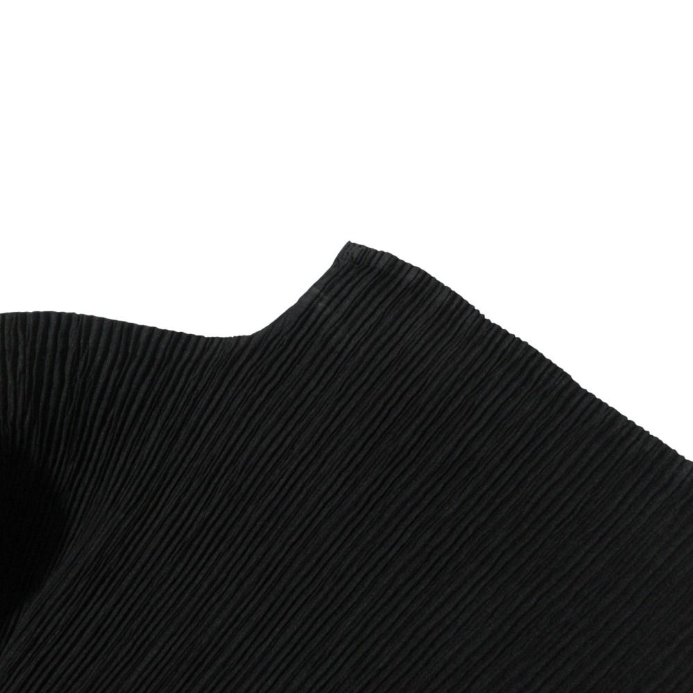 良品 ISSEY MIYAKE イッセイミヤケ 長袖 ハイネック プリーツ