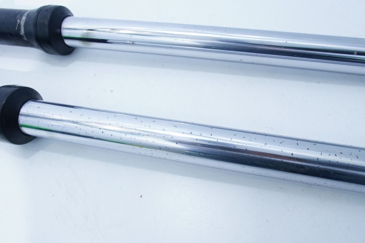 フロントフォーク