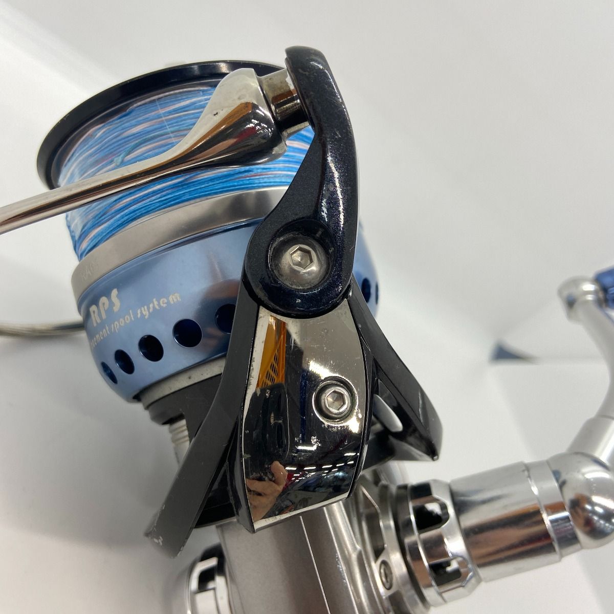 ΨΨDAIWA ダイワ スピニングリール　 10ソルティガ5000H　ネイチャーボーイズスプール・カスタムハンドル付き　　 059527