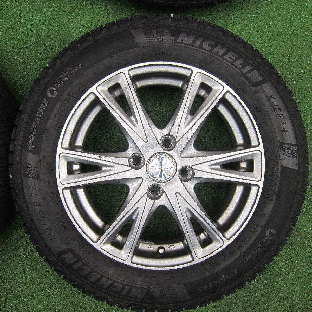 バリ溝 社外15インチ アルミホイール スタッドレスタイヤ付き185/65R15 バリ溝！9.5分☆スタッドレス 185/65R15 ミシュラン X-ICE3+