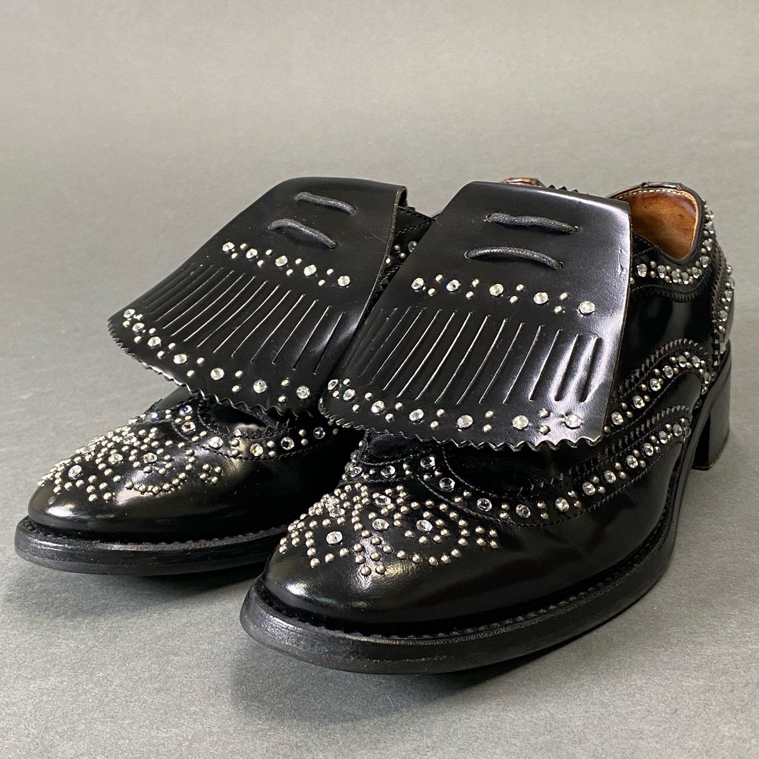 church/スタッズ付きブラックレザーシューズ セール 38%OFF】Church's レザーシューズ BURWOOD MET DE0002
