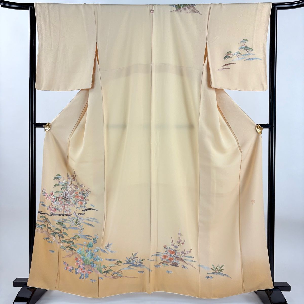 訪問着 身丈162.5cm 裄丈65.5cm M 袷 落款 松竹梅 家屋 刺繍 ぼかし ベージュ 正絹 一つ紋