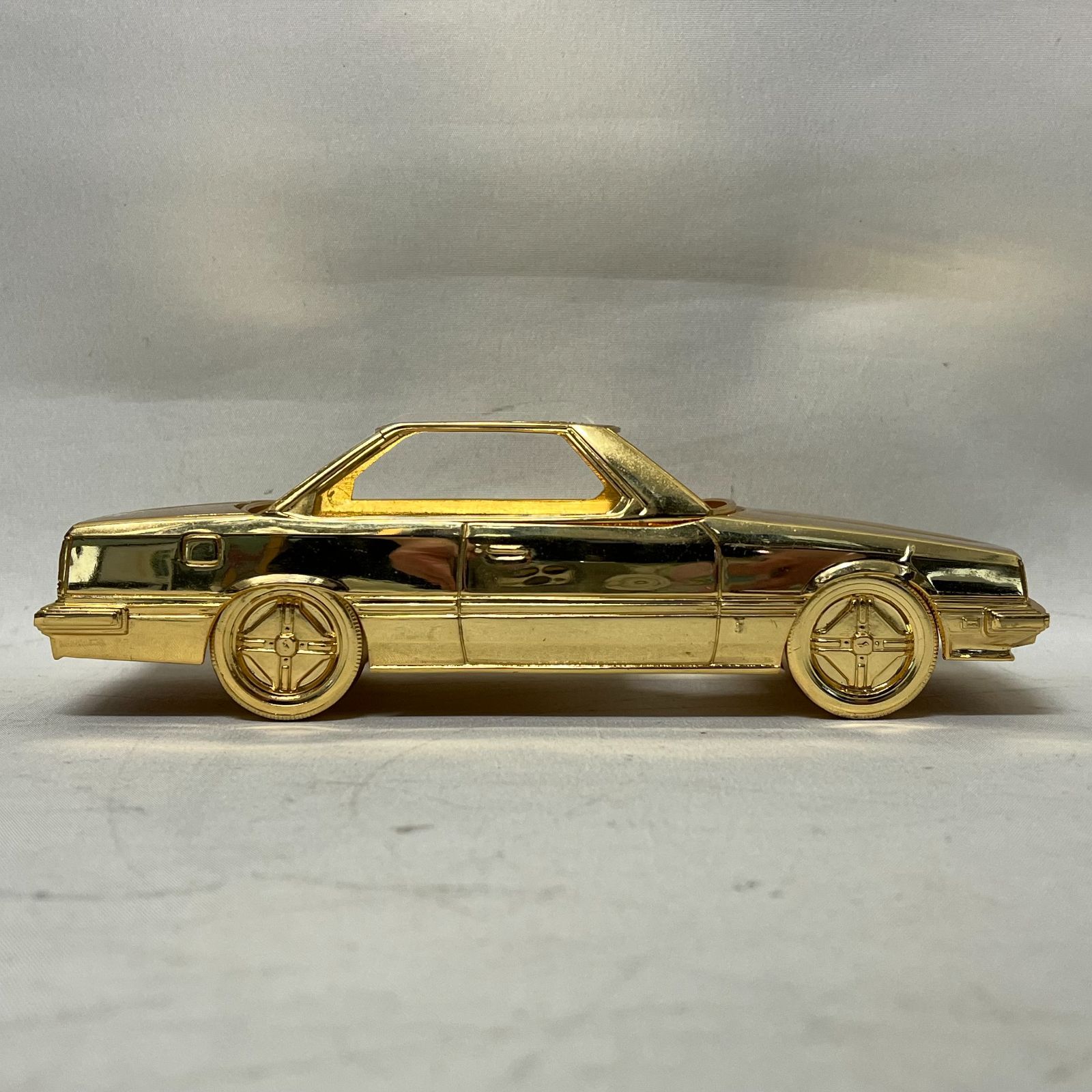 中古品】 NISSAN 日産 SKYLINE スカイライン 2000GT シガレットケース 