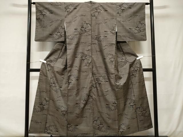 平和屋着物○本場大島紬 9マルキ 変わり麻の葉文様 正絹 逸品