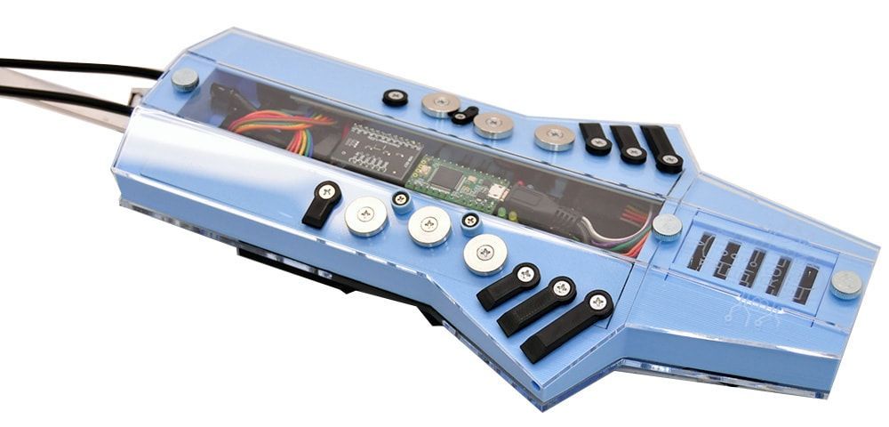 Berglund Instruments ベルグランド インストゥルメンツ | NuRAD Basic Model ガリガリブルー NuRAD用ソフトケース ダークネイビー付属