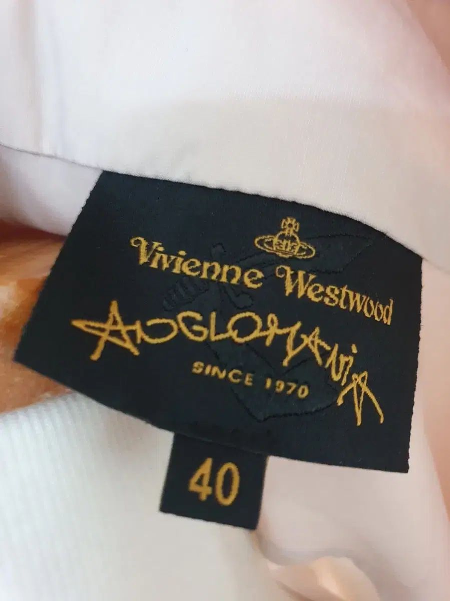 Vivienne Westwood(ヴィヴィアン・ウエストウッド) アングロ