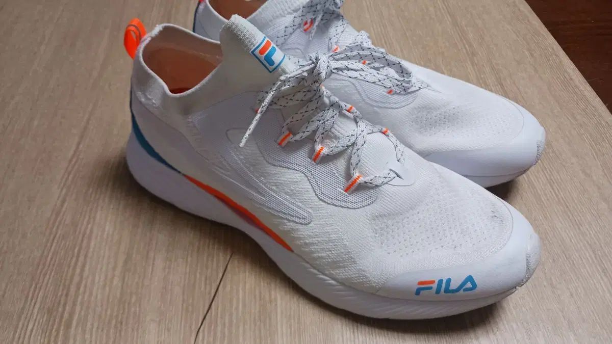 【雷市場（ポンジャン）商品韓国直送】 FILA(フィラ) RGB フレックス 2 ニュー・デイ // 260