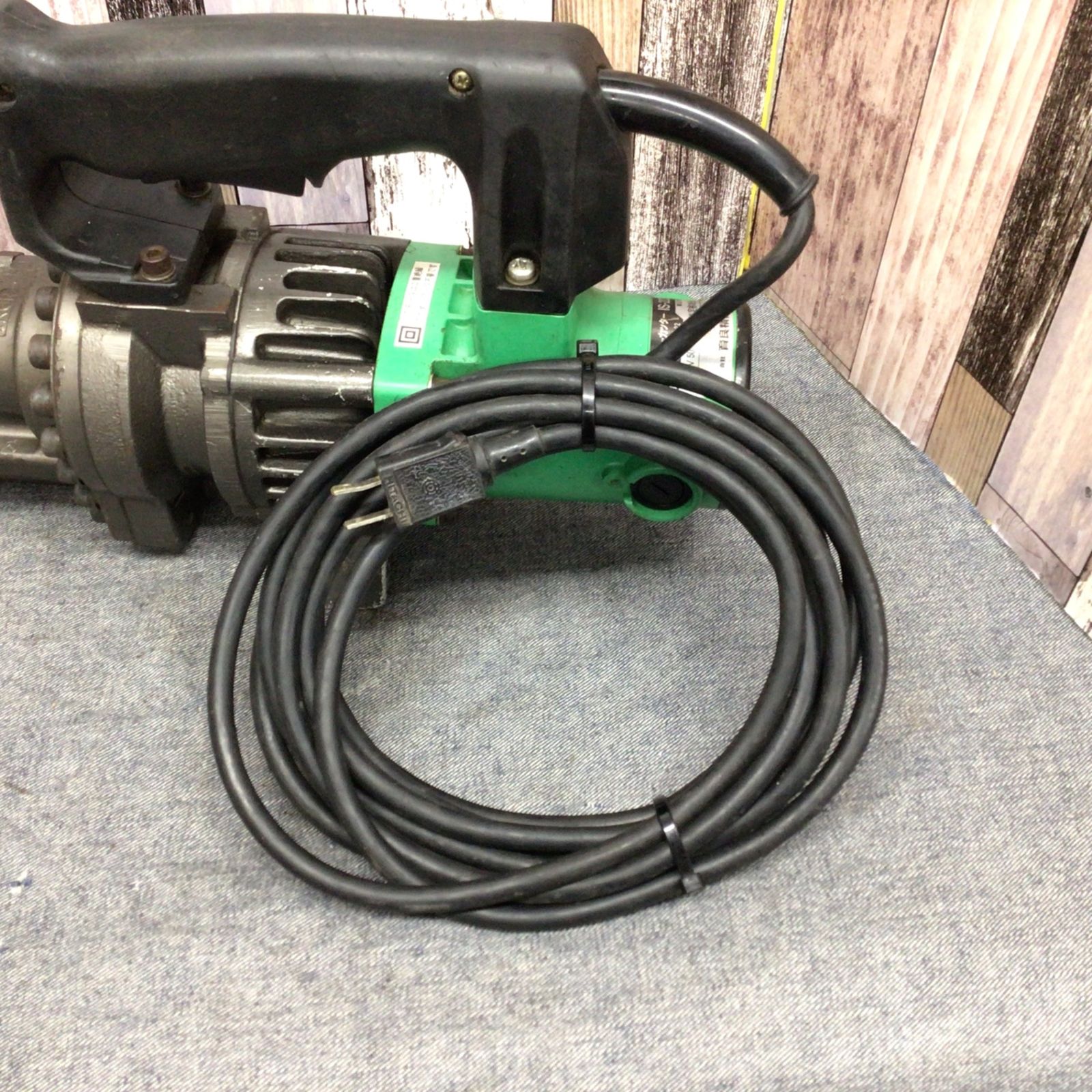 育良精機 油圧鉄筋カッター IS-22SC八潮店】 - メルカリ