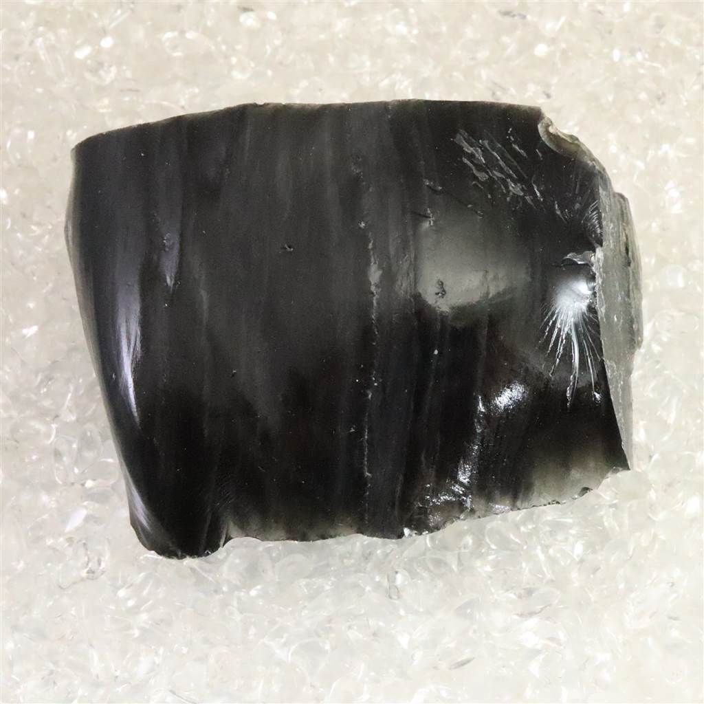 北海道置戸町産　黒曜石 オブシディアン 原石 66.3g　 【榎本通商29901】
