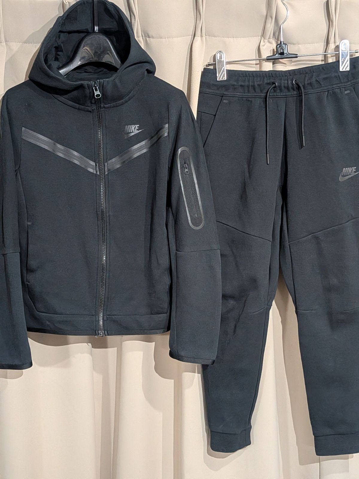 NIKE ナイキ テックフリース パーカー パンツ 上下 セットアップ ジュニアM 140-150 黒