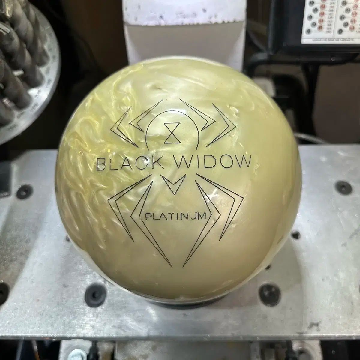 中古 HAMMER(ハンマー) ー black widow（ブラックウィドウ） プラチナ