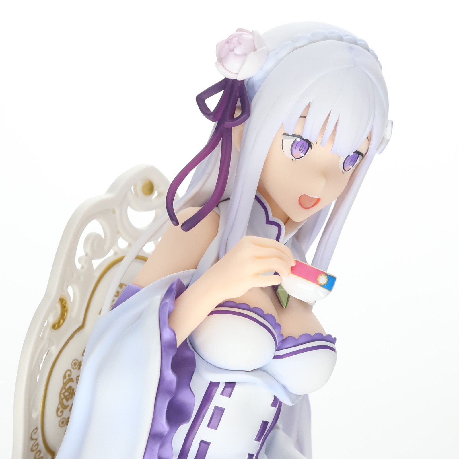 エミリア お茶会Ver. Re:ゼロから始める異世界生活 1/7 完成品 フィギュア KADOKAWA(カドカワ) エミリア お茶会Ver.