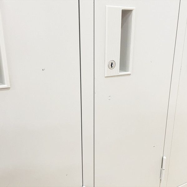 8人用ロッカー 4列2段