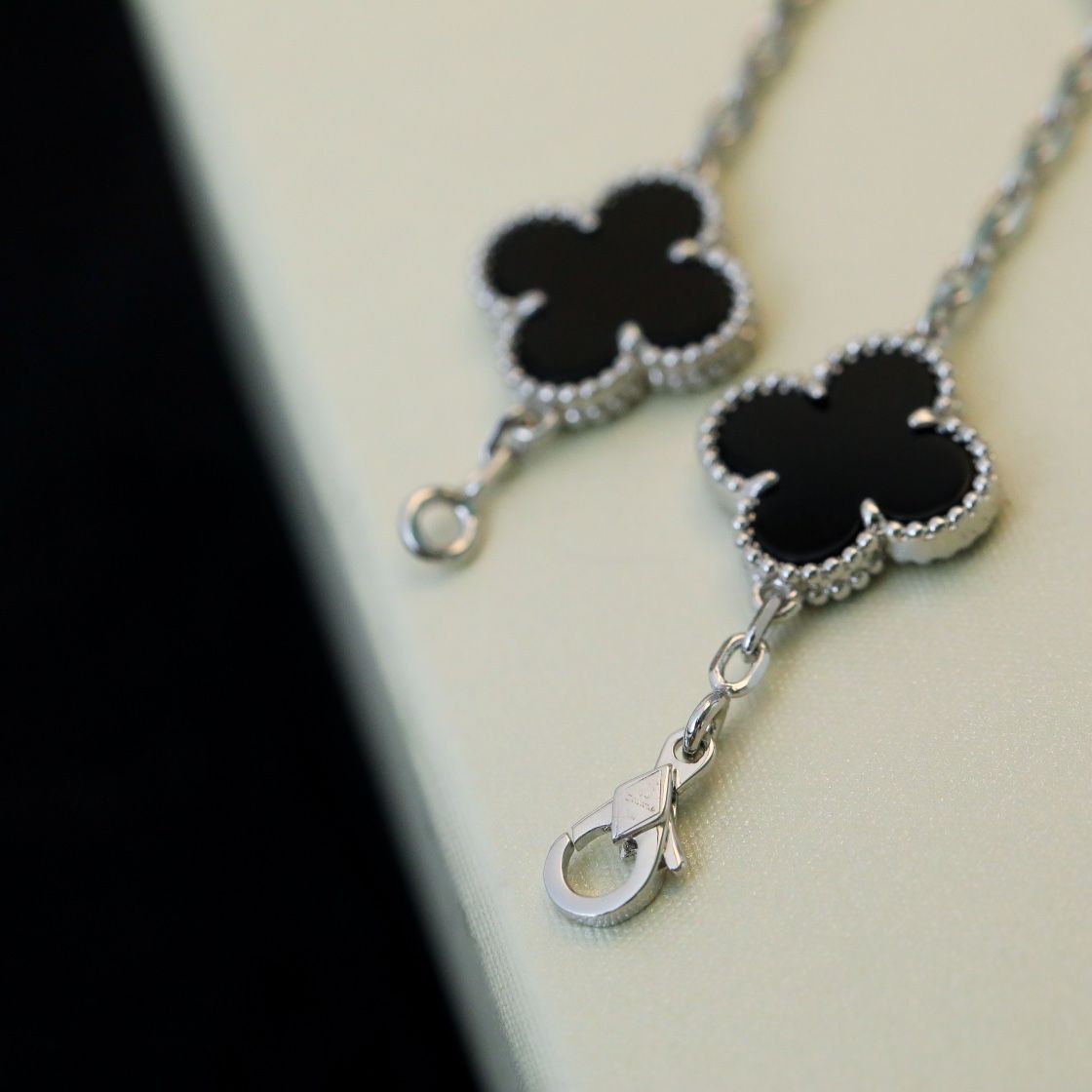 新作Van Cleef&Arpelsヴィンテージ アルハンブラ ブレスレット