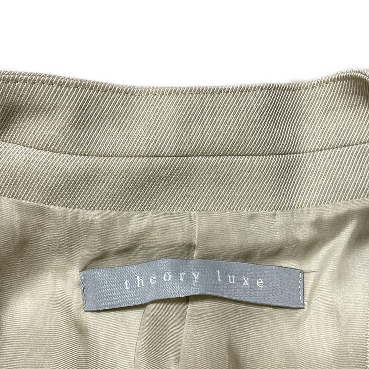 Theory luxe セオリーリュクス　パンツスーツ　トープベージュ36 Lookbook Summer 2025 | Theory luxe（セオリーリュクス）公式通販サイト