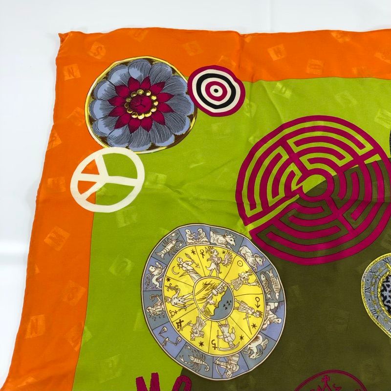 モスキーノ MOSCHINO スカーフ 絹100％ カーキ 黄緑 オレンジ系 858880