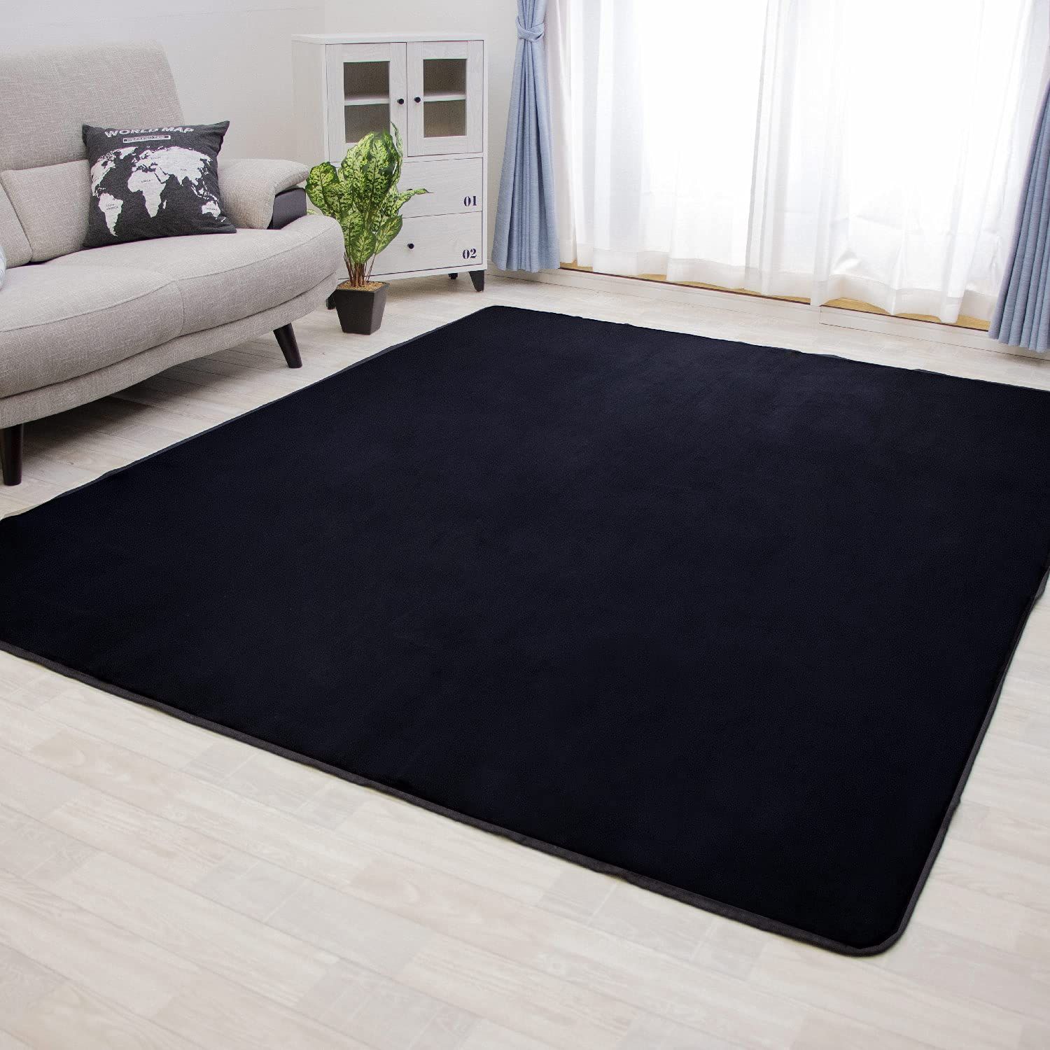 【数量限定】滑り止め付 ラグ 選べる28 200×250cm 約3畳 カーペット 軽量設計 超高密度マイクロファイバー生地使用 丸洗いOK フリーリー オールシーズン快適に使用 無地・ブラック