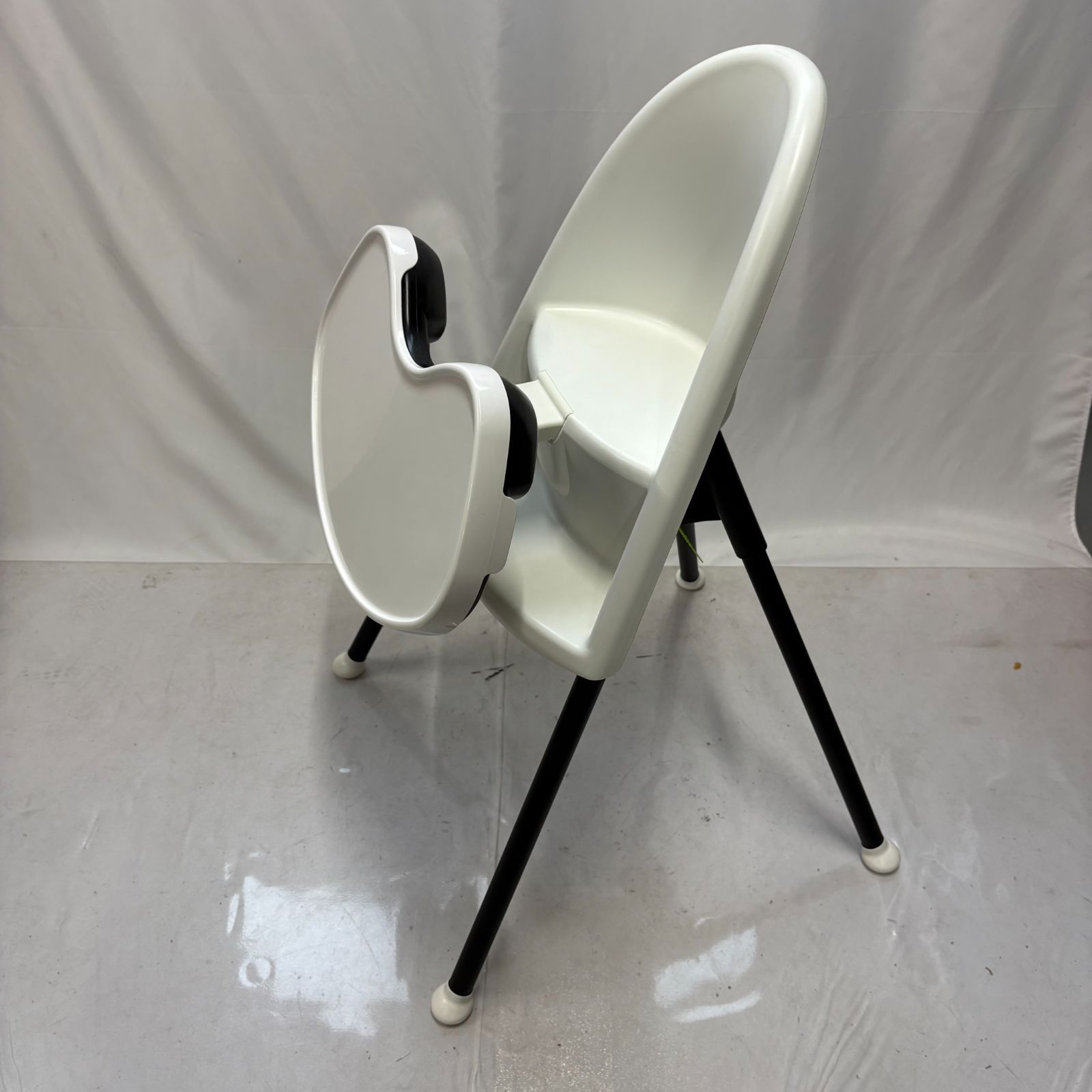 良品 BABY BJORN ハイチェア ハーネス付き ホワイト グレー 楽天市場】【18日10:00~21日9:59 エントリーで最大7倍】ベビービョルン