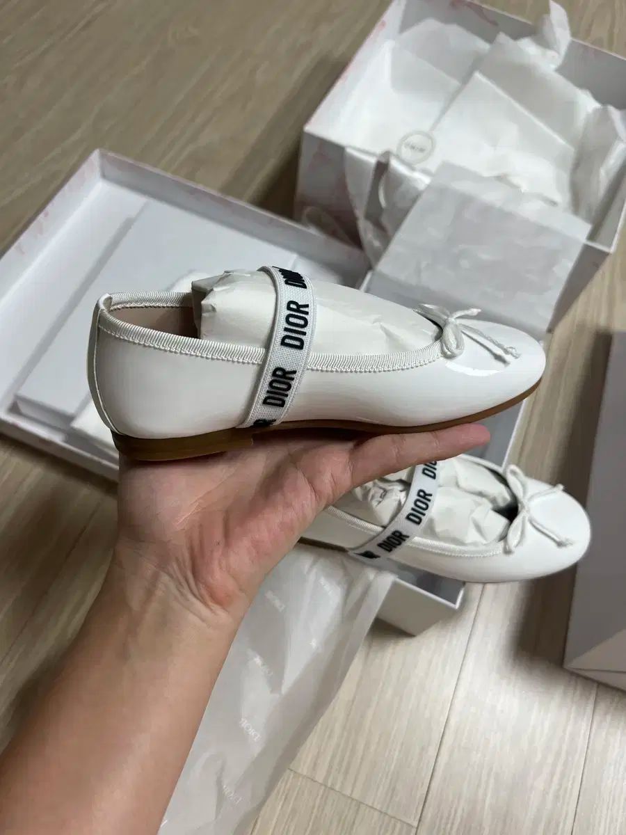 ベビー バレエフラット ディオールdior ベビー バレエフラット ディオールdior