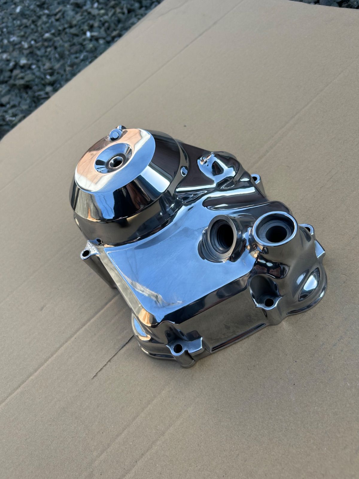 遠心クラッチカバー